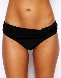 New Look Kelly Brook – Bas de bikini en mousseline texturée 15,44€
